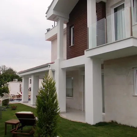 Вилла Lighthouse Lydia